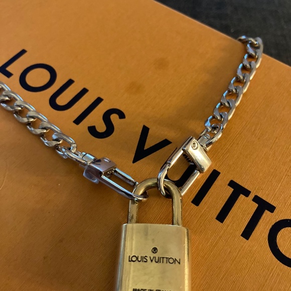 COPY - Louis Vuitton Brass Padlock on Cuban Link Chain - Picture 5 of 5